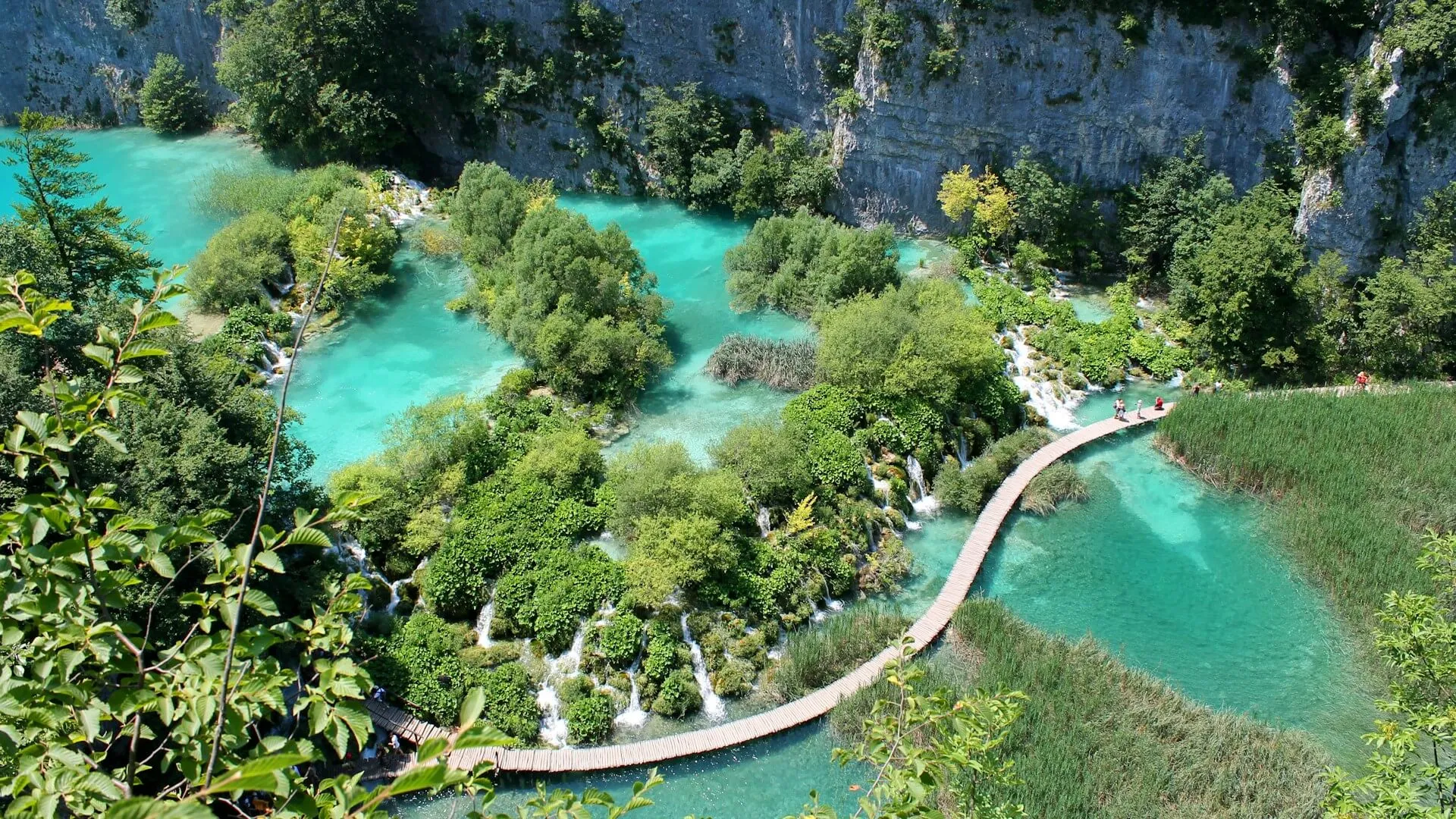 plitvice-lakes.jpg